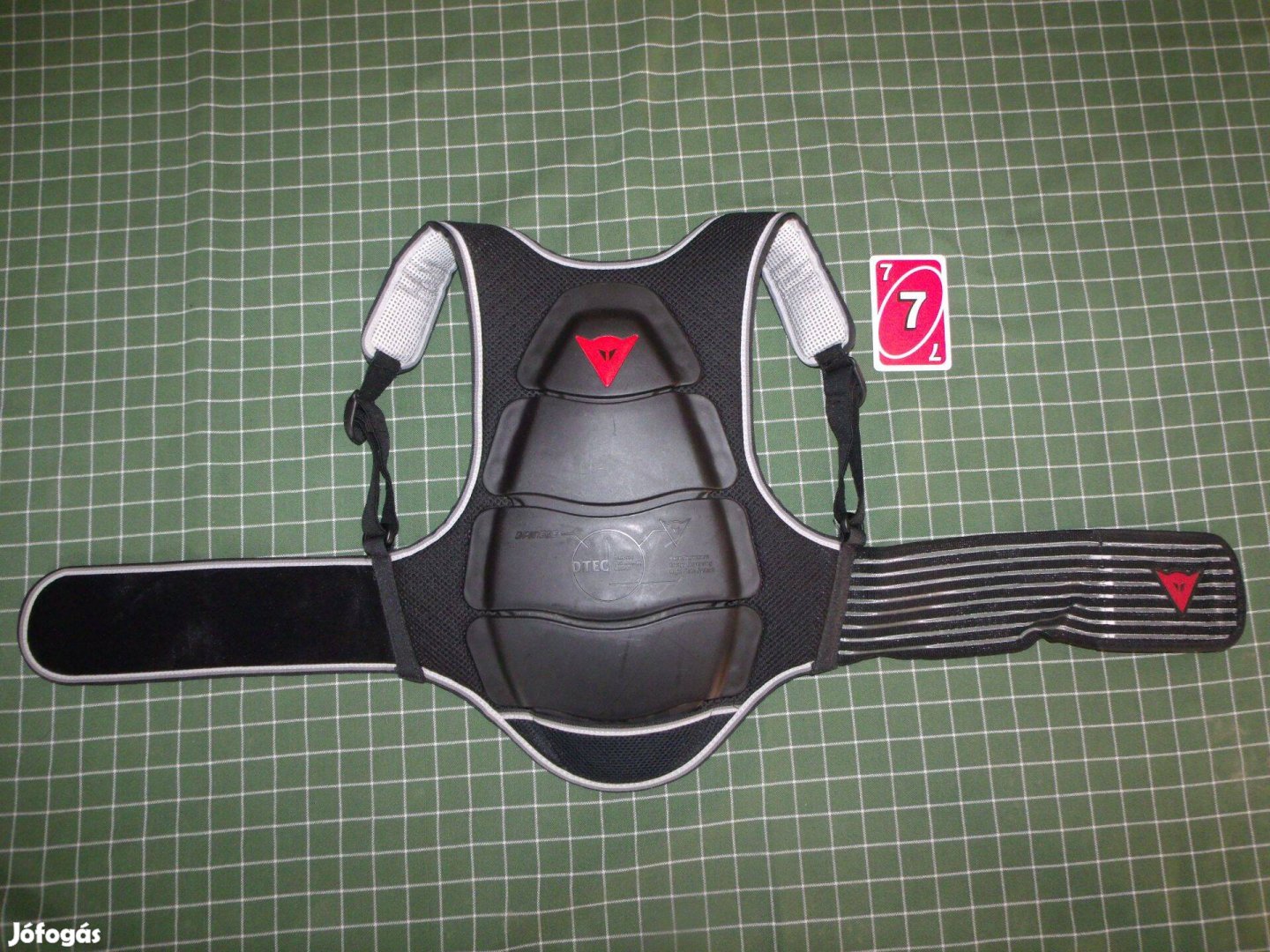 Dainese Boy4 motoros gerincprotektor 38/34,5 gyerek M 7szám gerincvédő