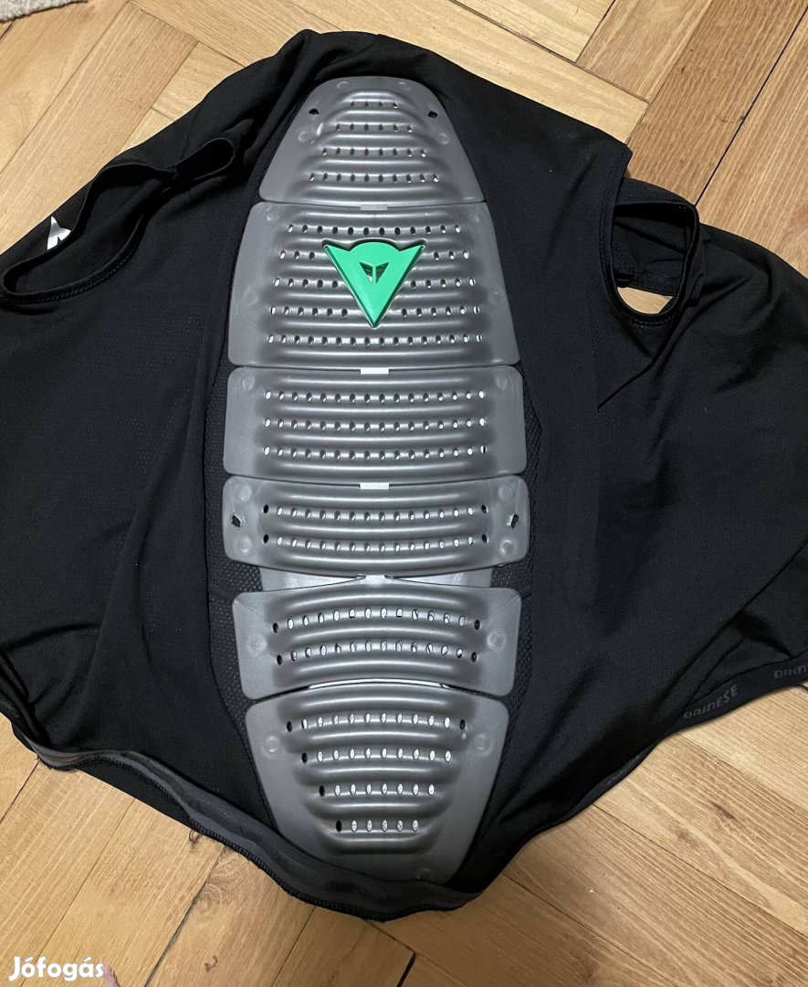 Dainese gerincvédő 