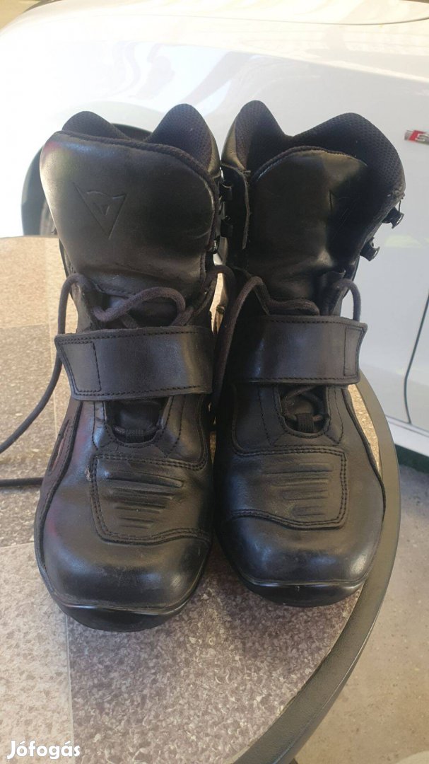 Dainese motoros cipő 41