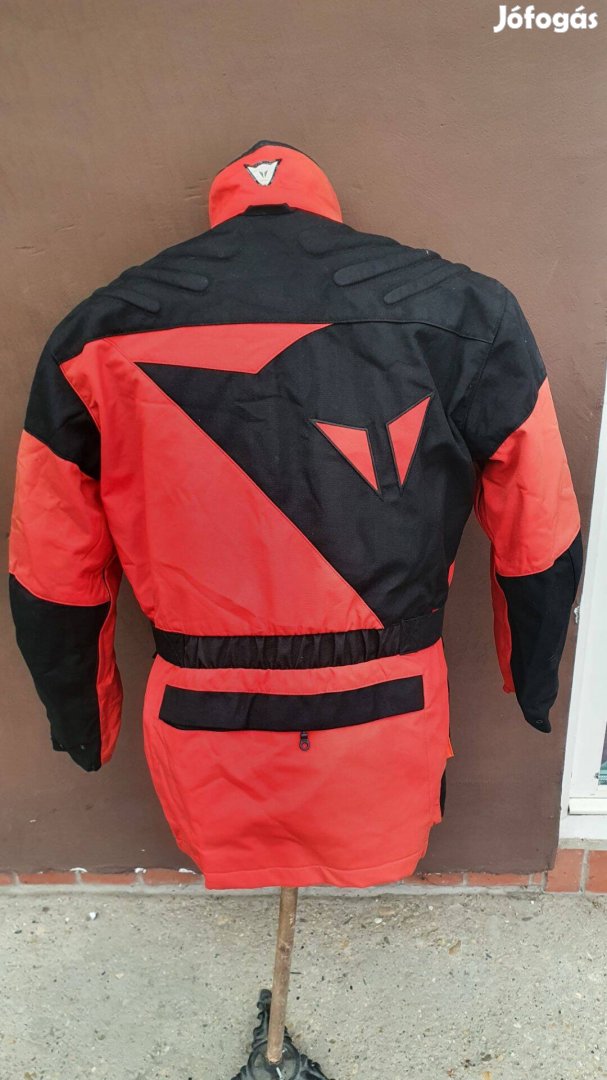 Dainese motoros kabát 48