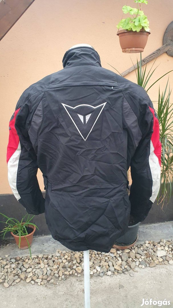 Dainese motoros kabát 54