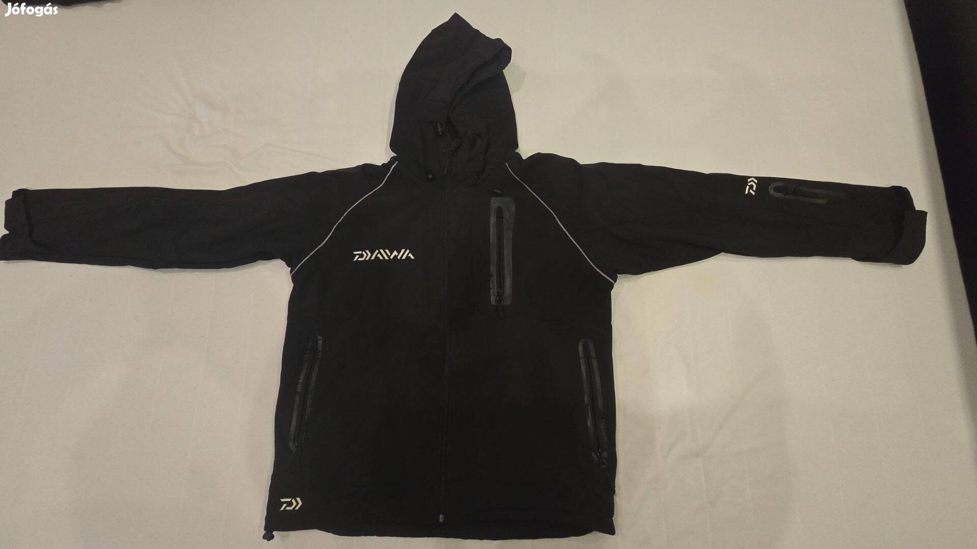 Daiwa Softshell Jacket M-es méretben kiváló állapotban eladó