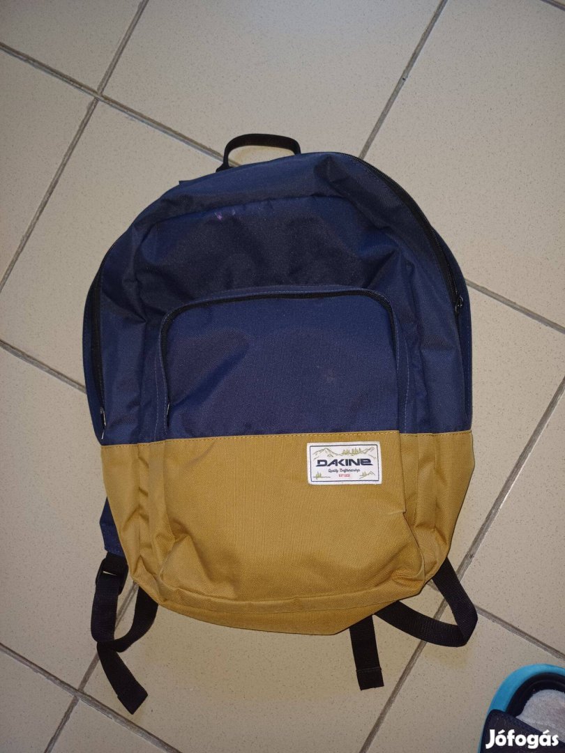 Dakine Capitol 23 hátizsák