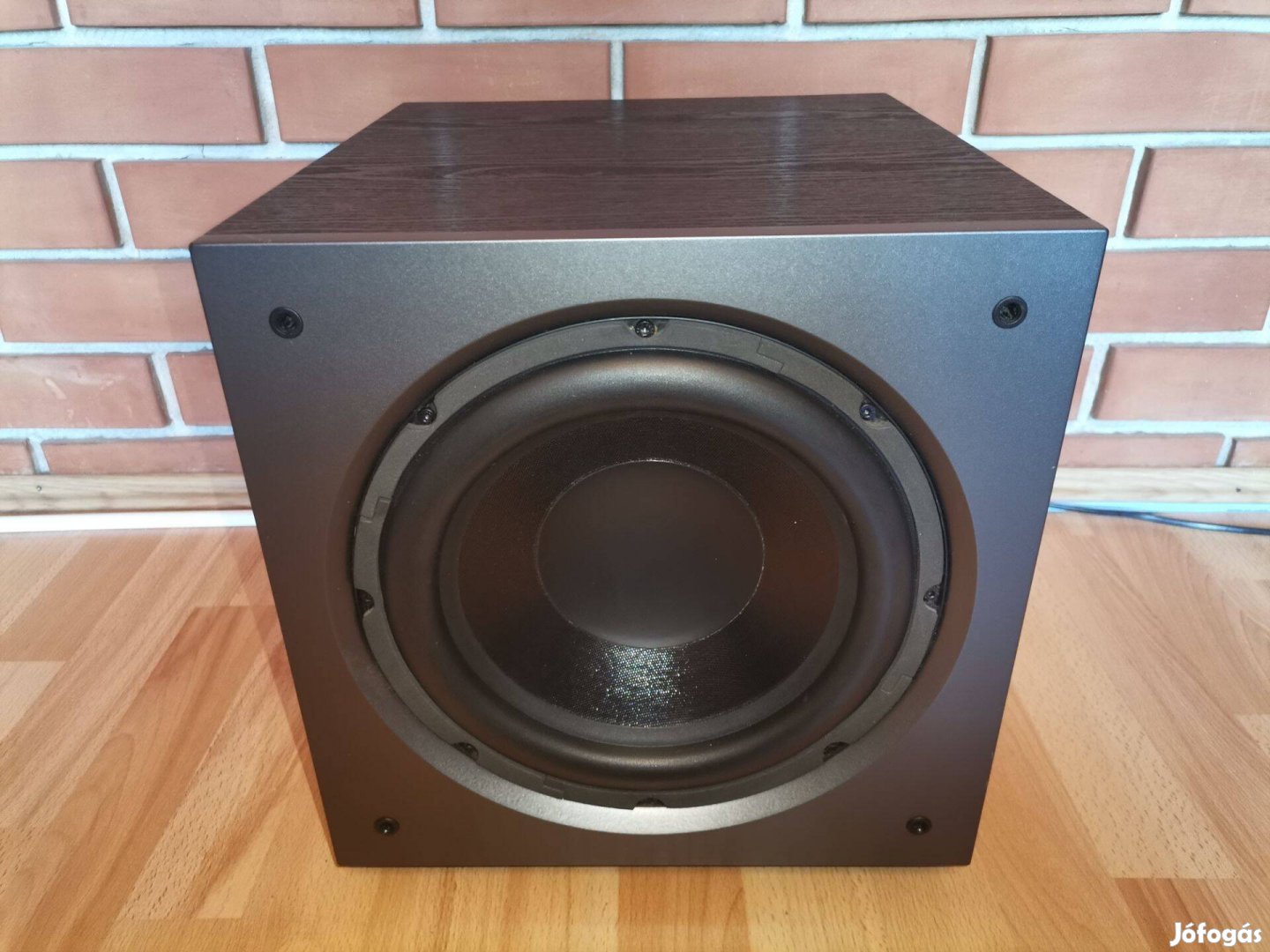 Dali Basis 100 Subwoofer mélynyomó