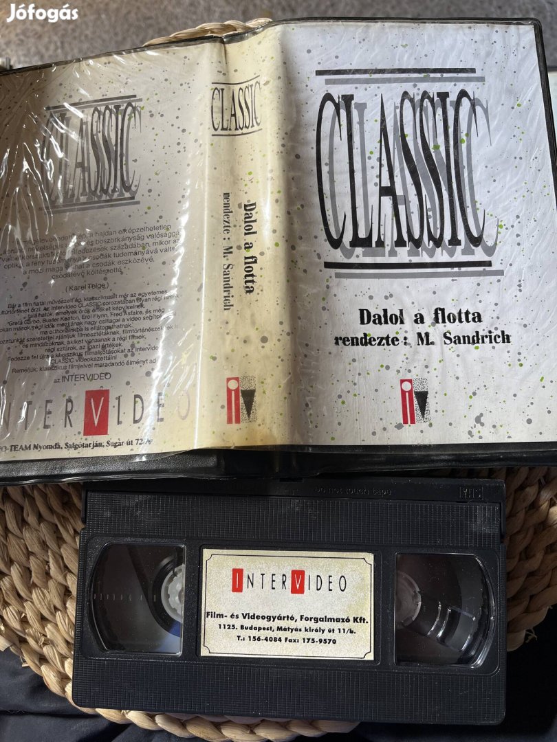 Dalol a flotta vhs.   