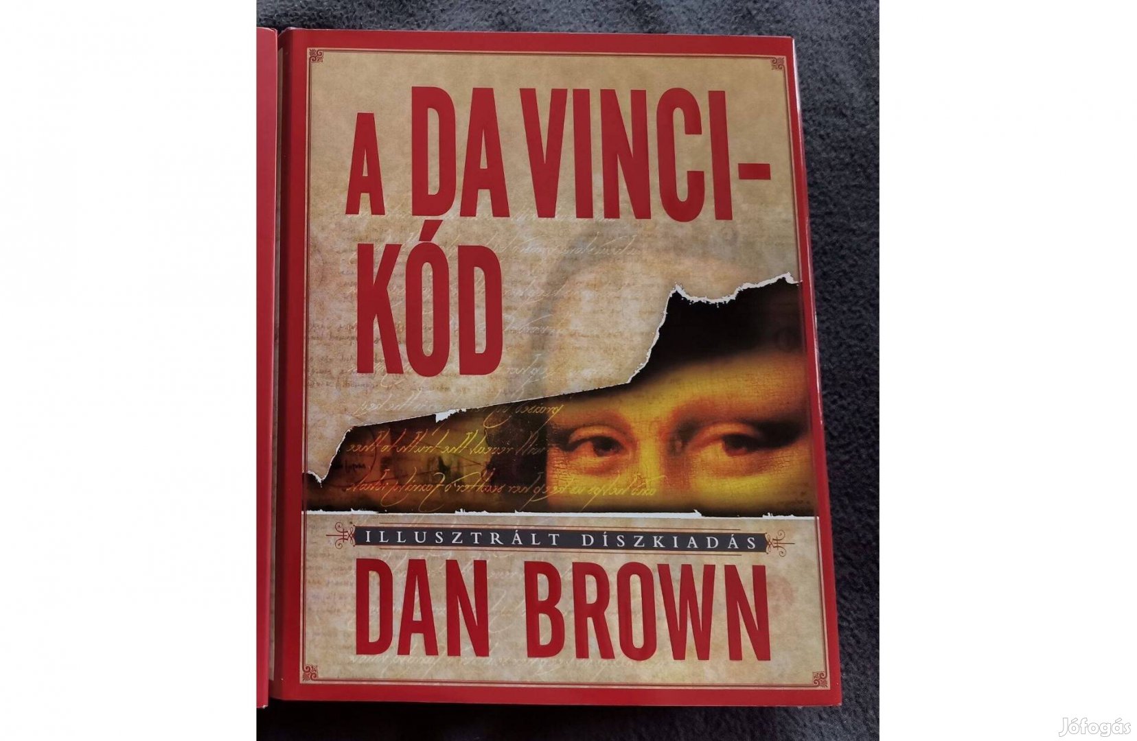 Dan Brown : Da Vinci-kód : illusztrált díszkiadás :Új