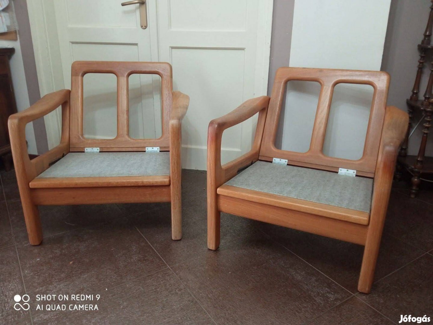 Dán tikfa fotel párban