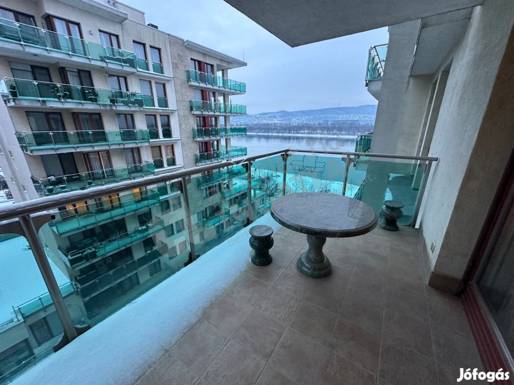 Danubius utcában három hálószobás lakás kiadó