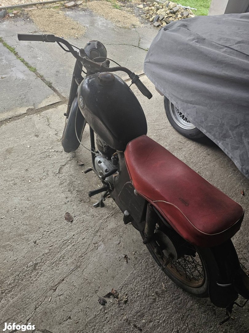 Danuvia 125 