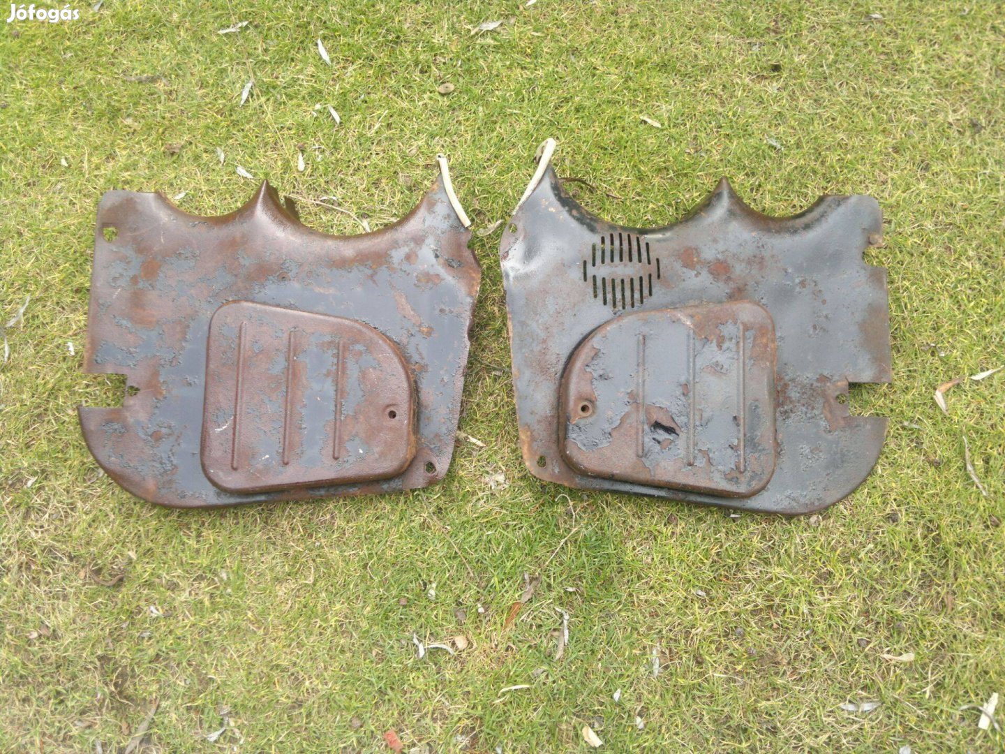 Danuvia 125 oldallemezpár