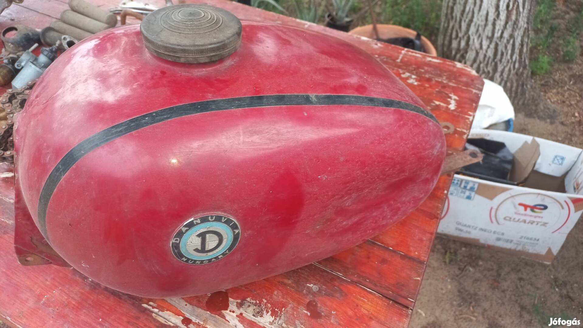 Danuvia benzin tank