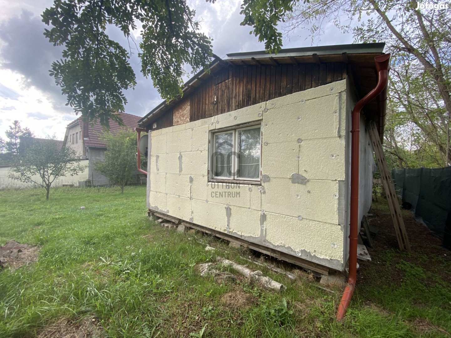 Dányi eladó könnyűszerkezetes családi ház