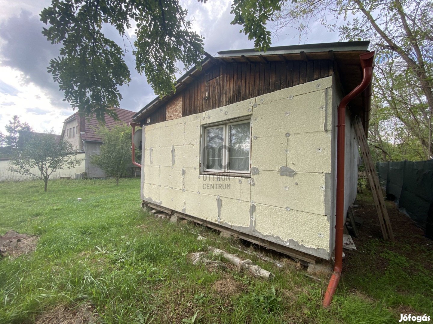 Dányi eladó könnyűszerkezetes családi ház