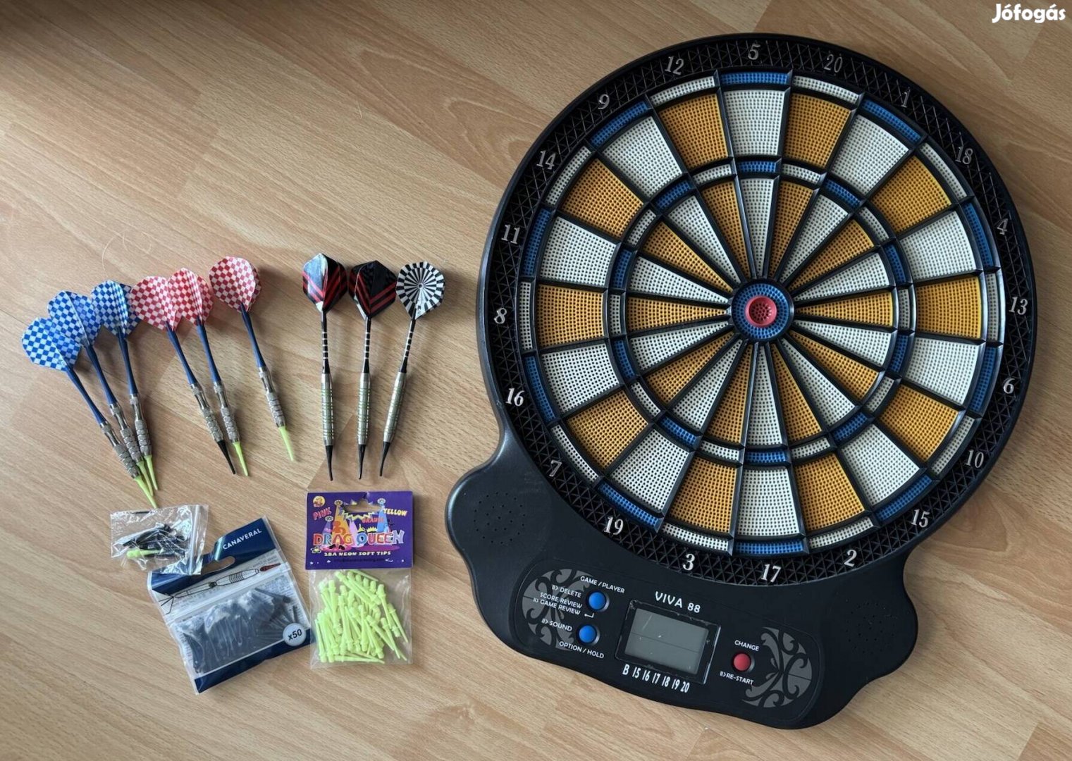 Darts elektromos tábla nyilakkal