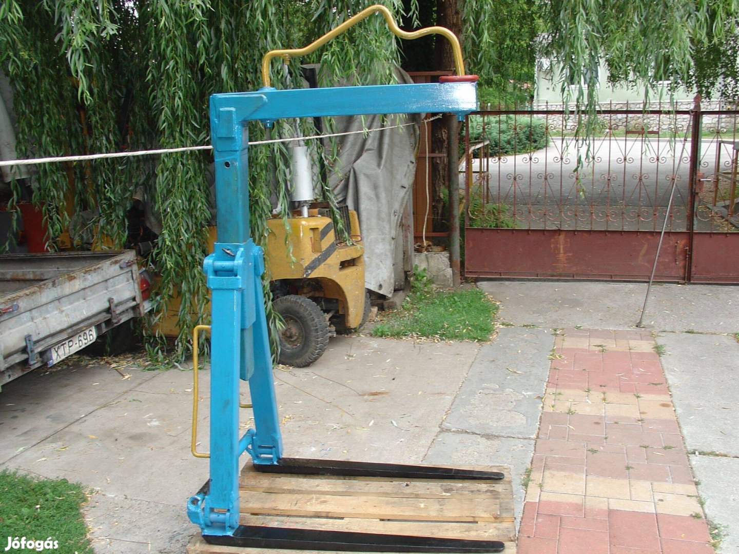 Daruvilla daru villa rakodó raklap emelő villa