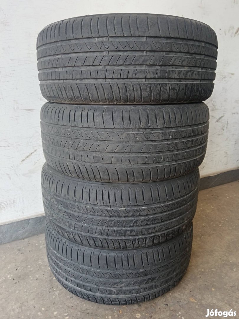Dayton Touring 225/45R17