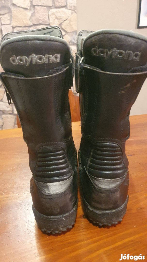 Daytona csizma 38