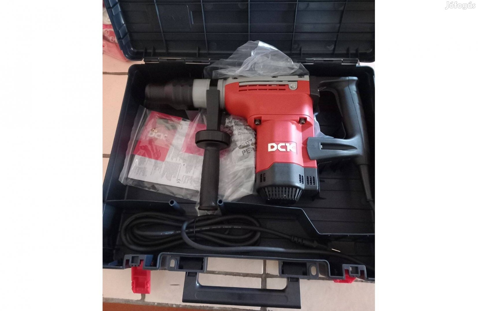 Dck Makita , Milwaukee SDS Max kombikalapács