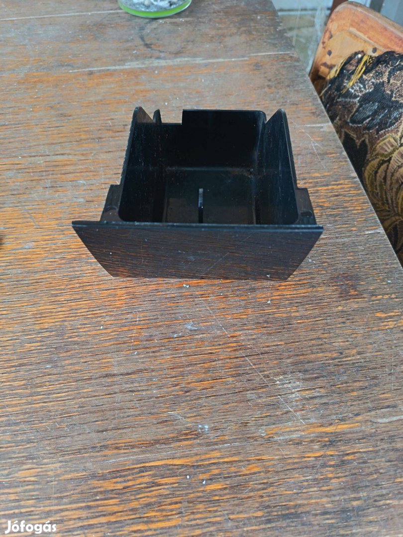 Delonghi Magnifica S Zacctartály Tartó