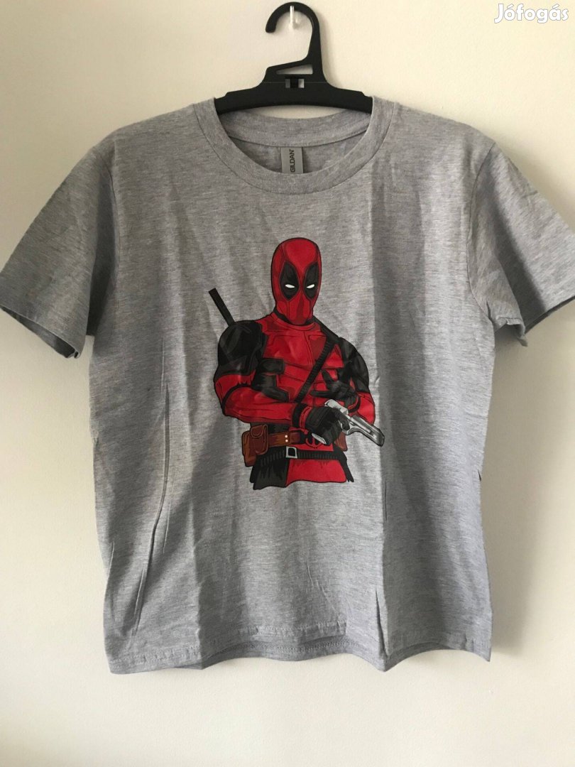 Deadpool mintás gyerek póló 8-9 évesre