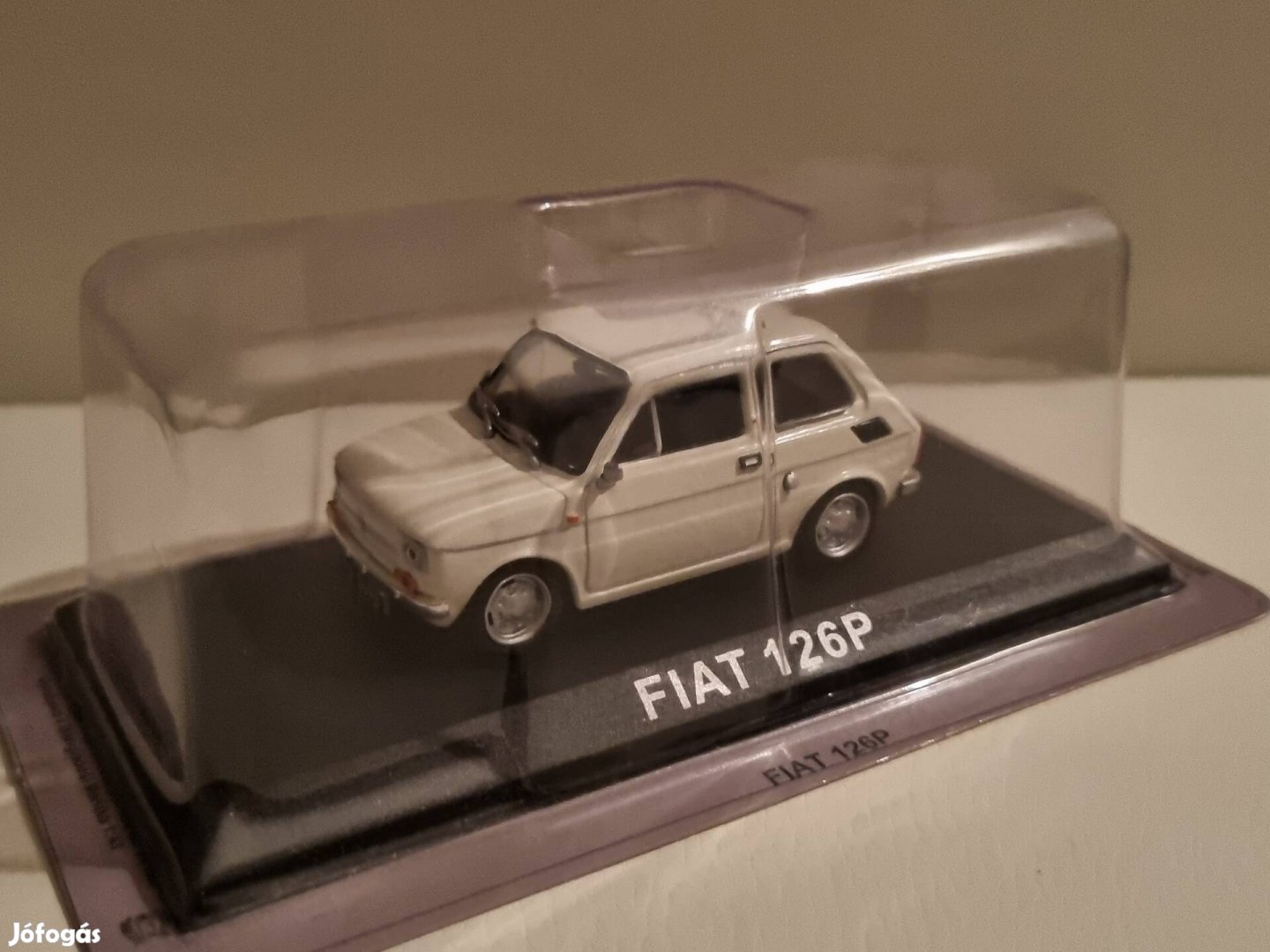 Deagostini 1:43 új bontatlan modell 1/43 "kispolszki" Fiat 126p