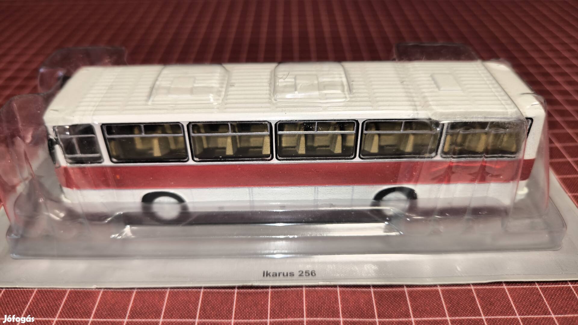 Deagostini Ikarus 256 1:72