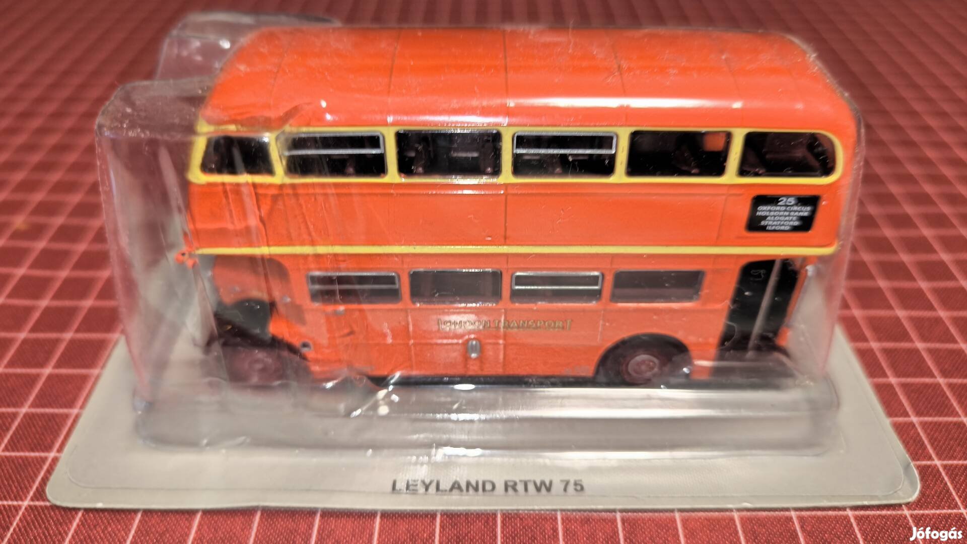 Deagostini Leyland RTW 75 1:72