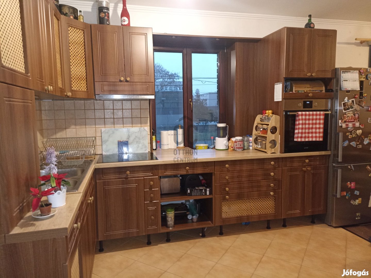Debrecen 69 m2-es 2+2 szobás társasházi lakás eladó