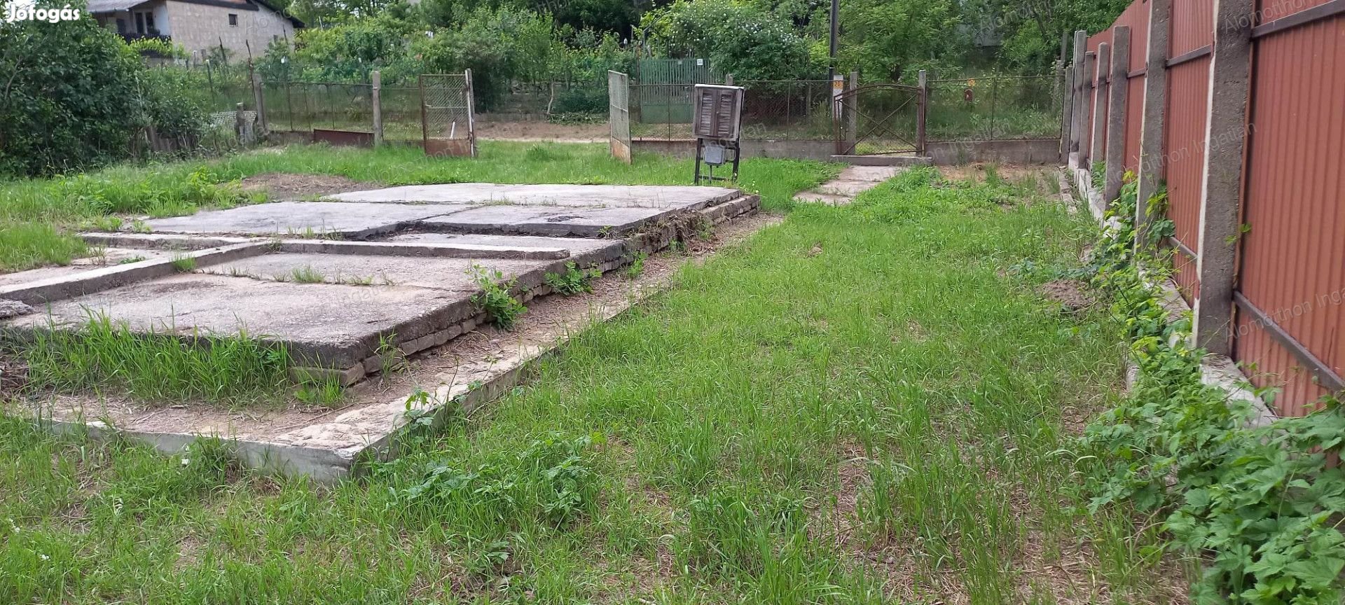 Debrecen Biczó István kertben, 851 m2 Zárt kerti telek  Eladó!!