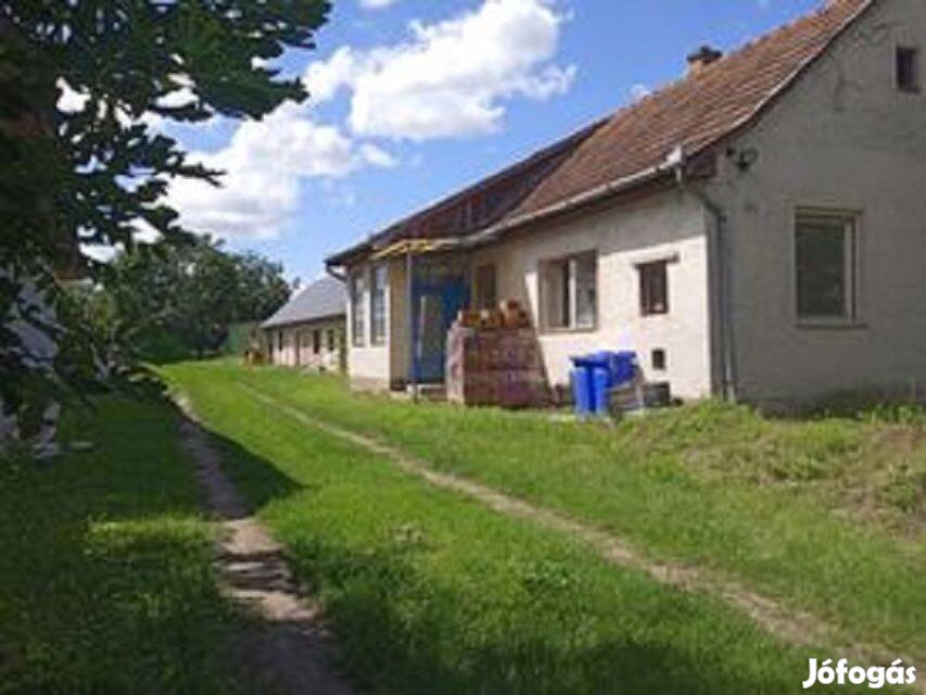 Debrecen Kerekestelep részén felújítandó családi ház eladó!