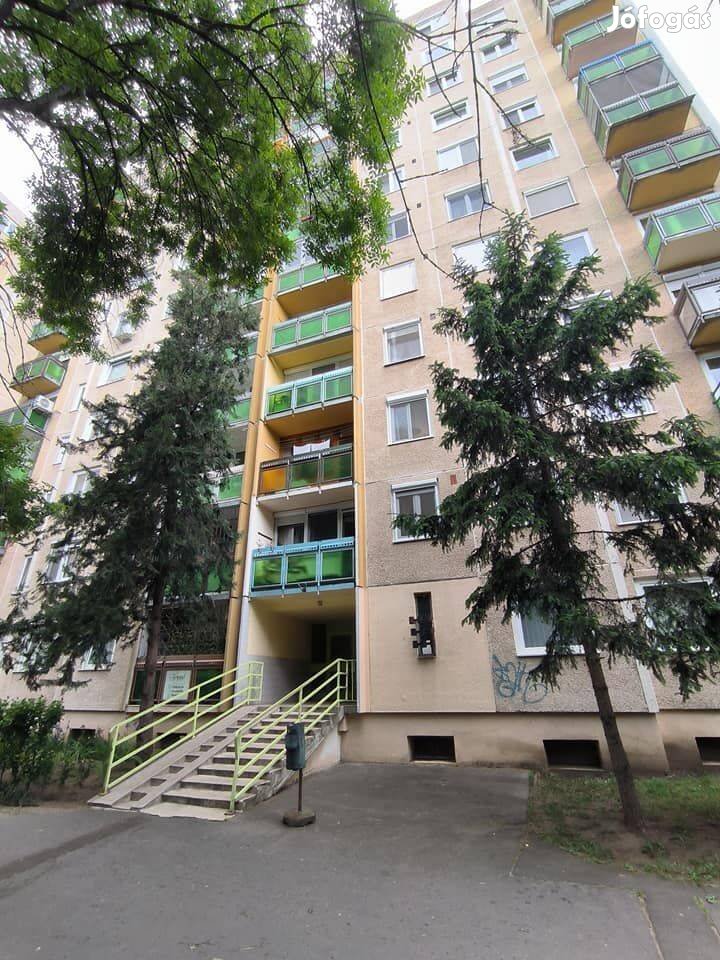 Debrecen Újkert, Görgey utcán, 51 m2-es erkélyes lakás eladó!