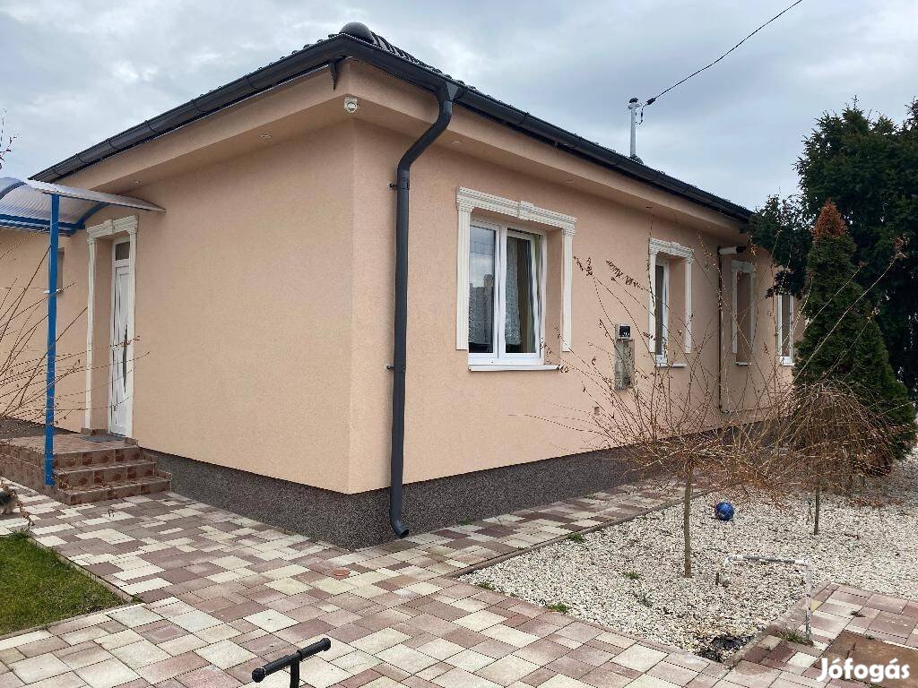 Debrecen, Epreskertben 2021-ben épűlt 3szobás családi ház eladó