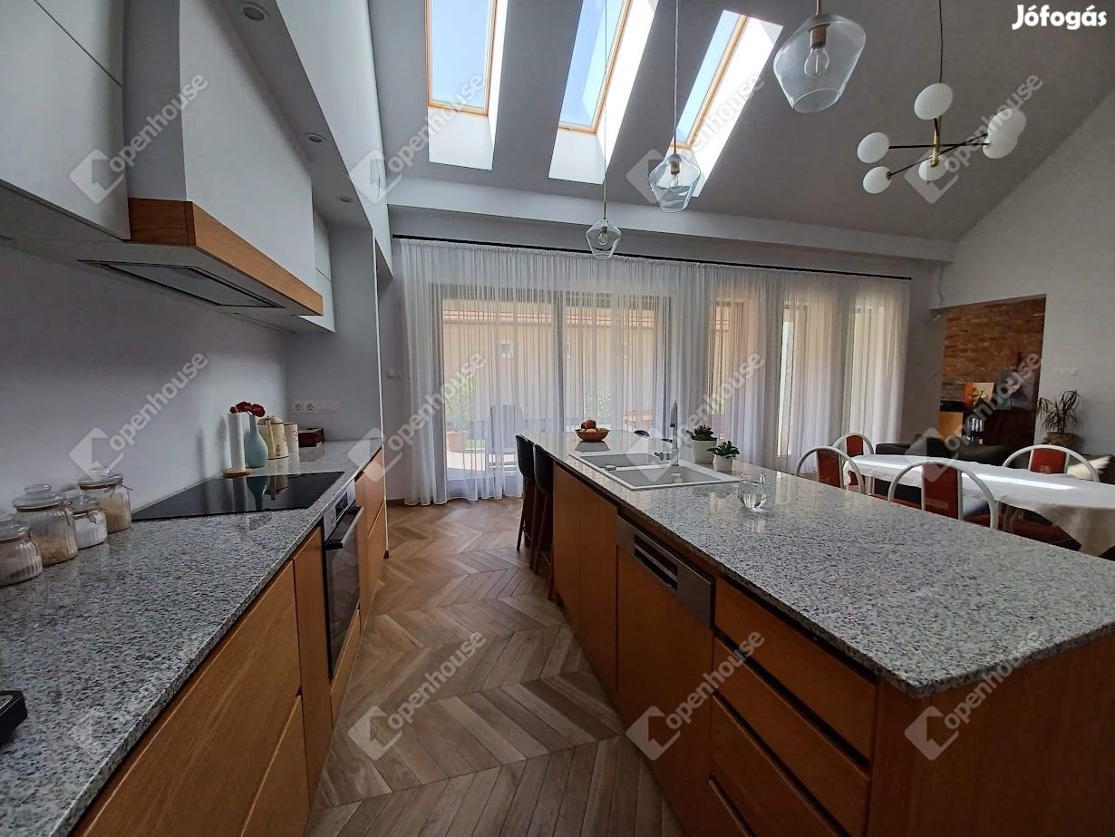 Debrecen, eladó családi ház
