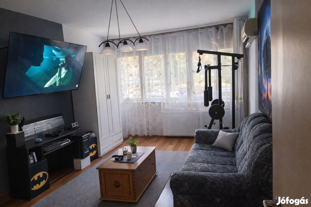 Debreceni 70 nm-es lakás eladó