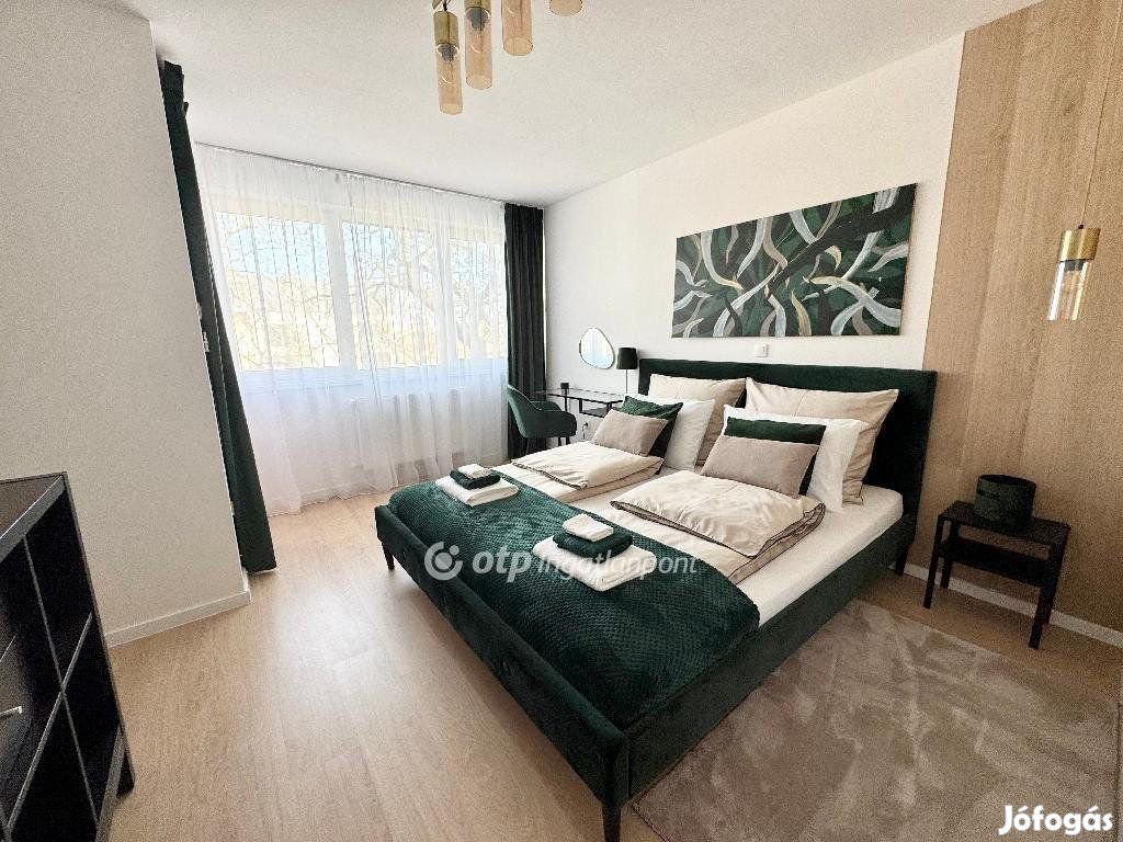 Debreceni 76 nm-es lakás eladó