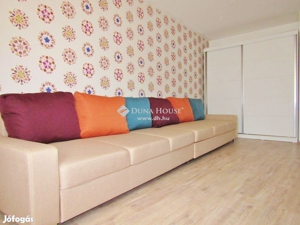 Debreceni 91 nm-es lakás eladó