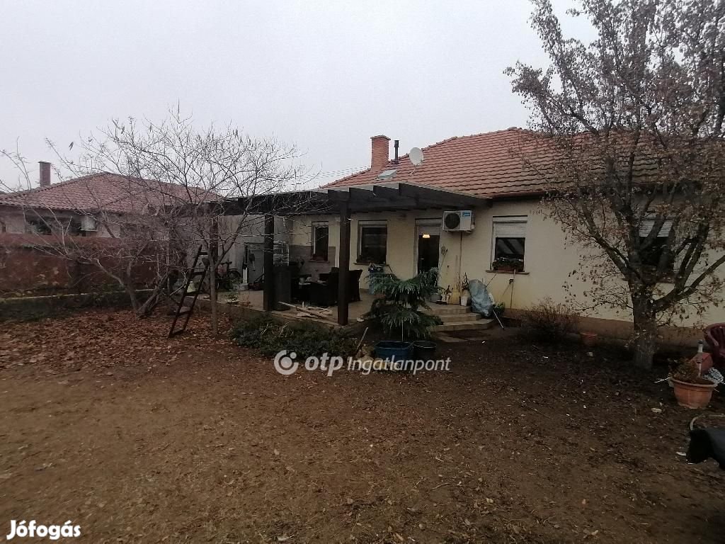 Debreceni eladó 115 nm-es ház