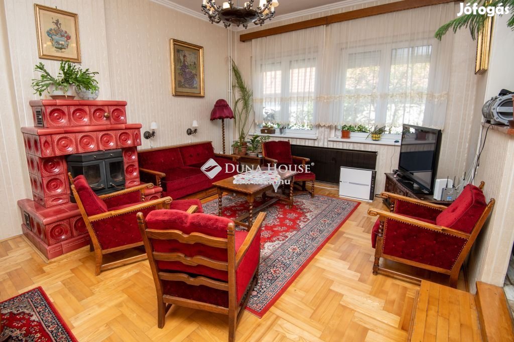 Debreceni eladó 155 nm-es ház