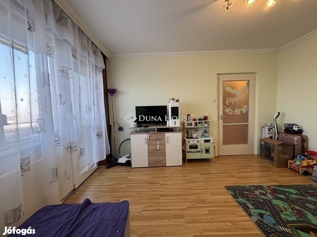 Debreceni eladó 54 nm-es lakás