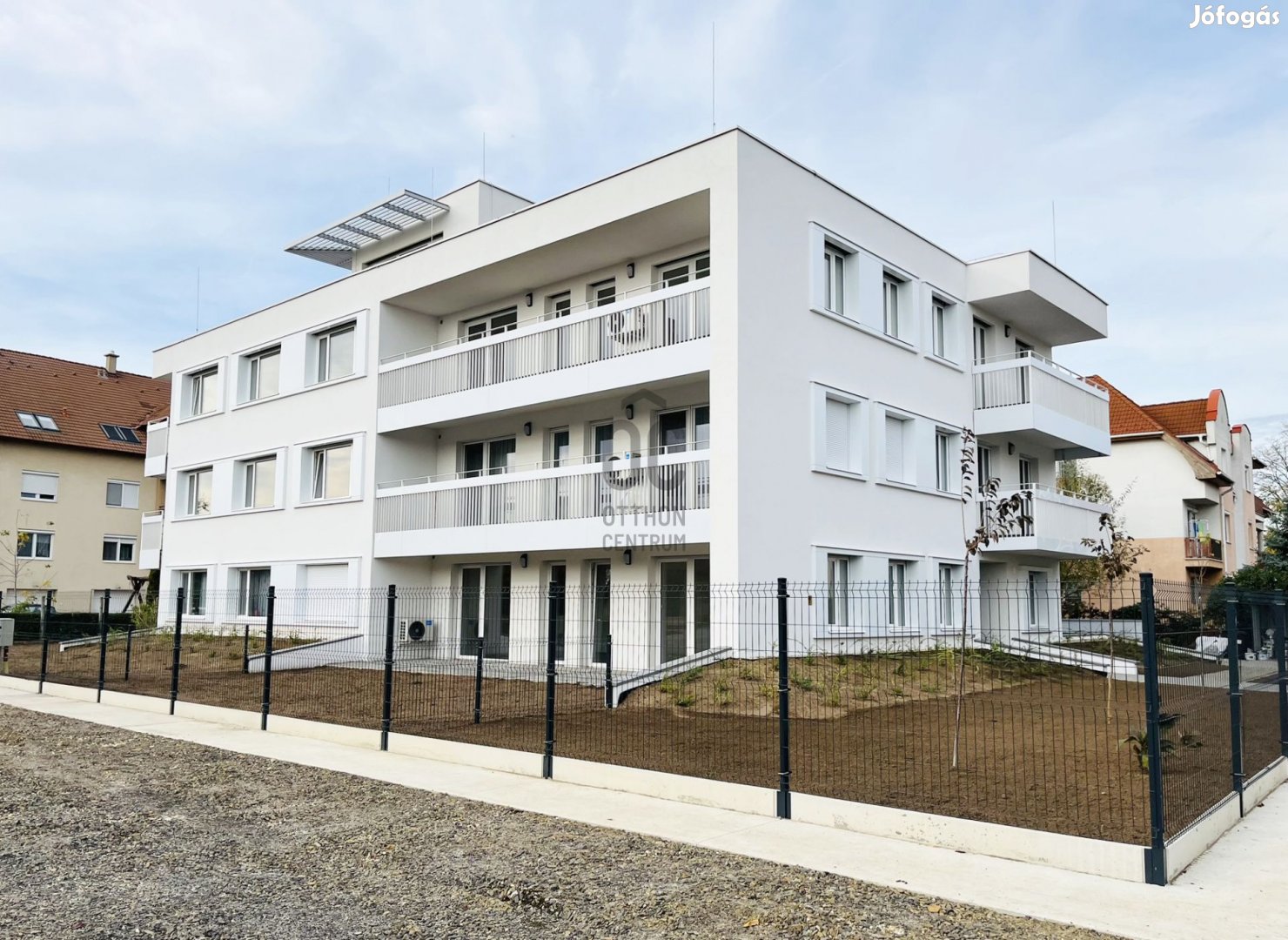 Debreceni kiadó új építésű üzleti célú ingatlan