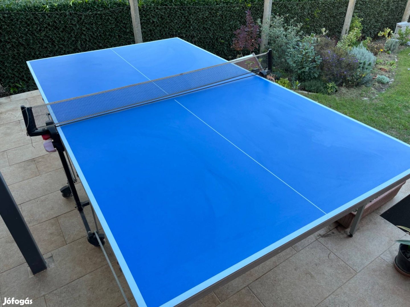 Decathlon Artengo 744 kültéri pingpongasztal eladó