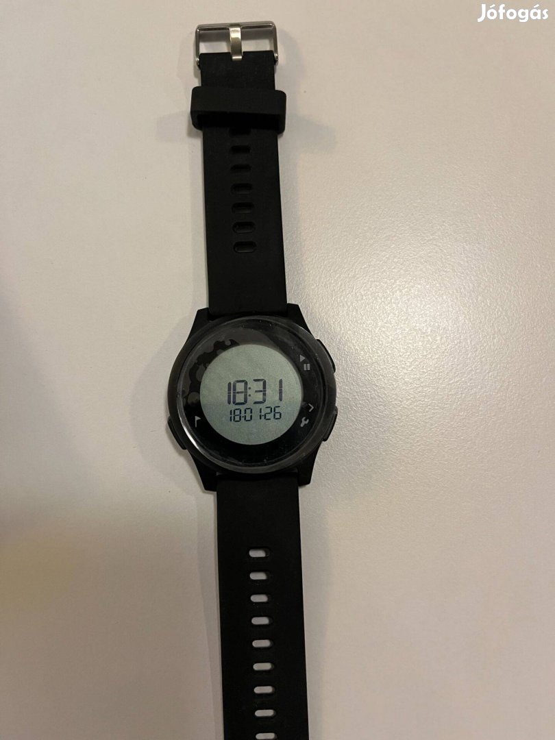 Decathlon karóra stopperrel