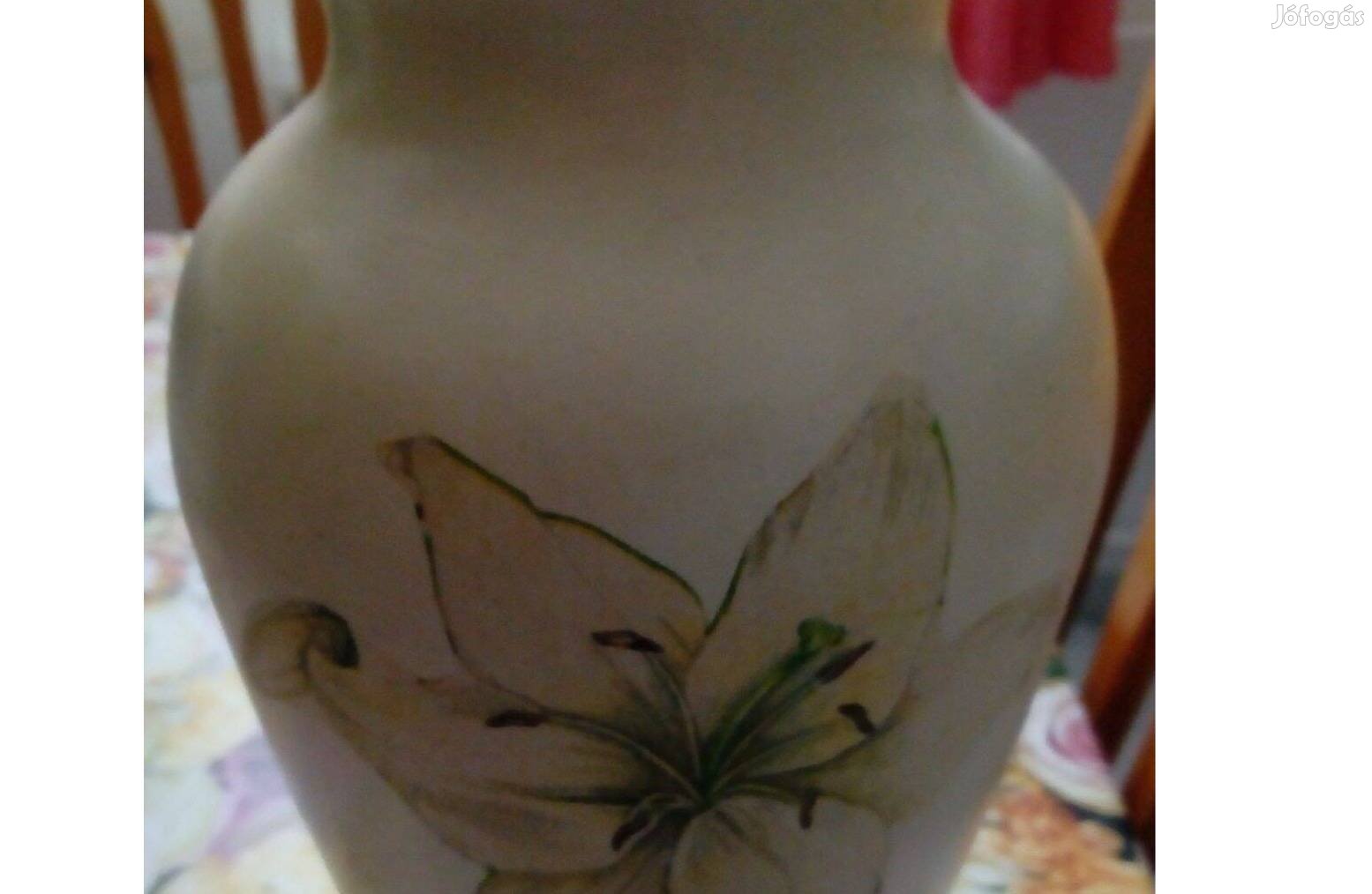 Decoupage technikával díszített váza