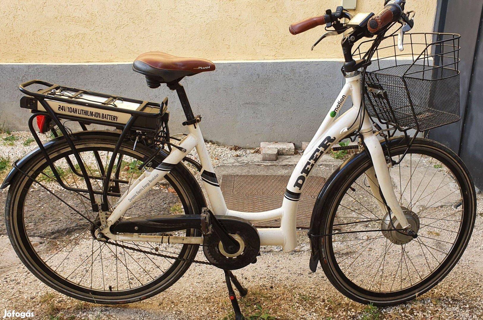 Deer mélyvázas 28-as alumínium,pedelec E-bike,gázkaros,jó állapotban