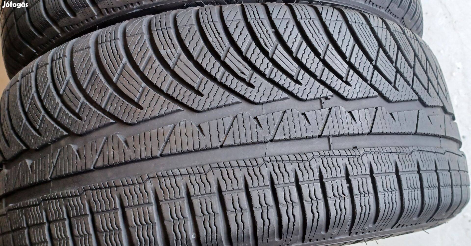Defekttűrő Michelin Pilot Alpin 245/45 R18 téli gumik 4db