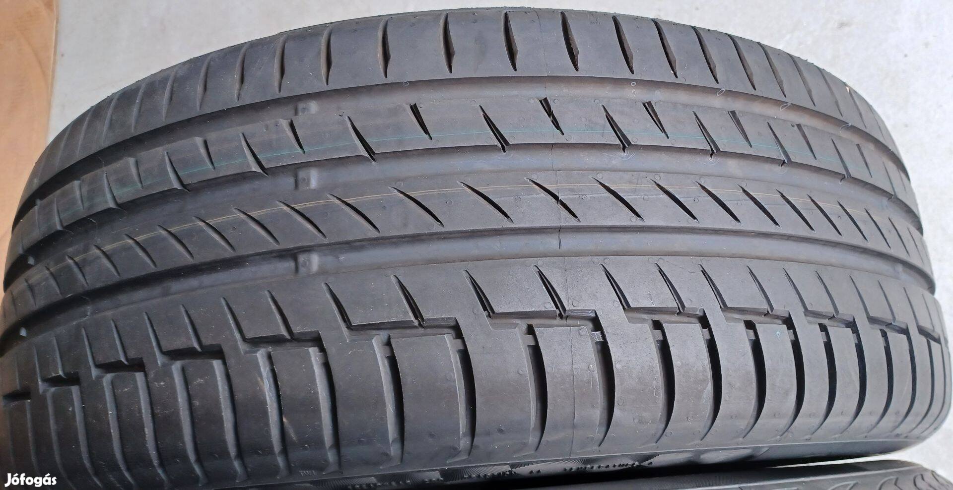 Defekttűrő demó Continental Premium6 235/50 R19 nyári gumik 4db
