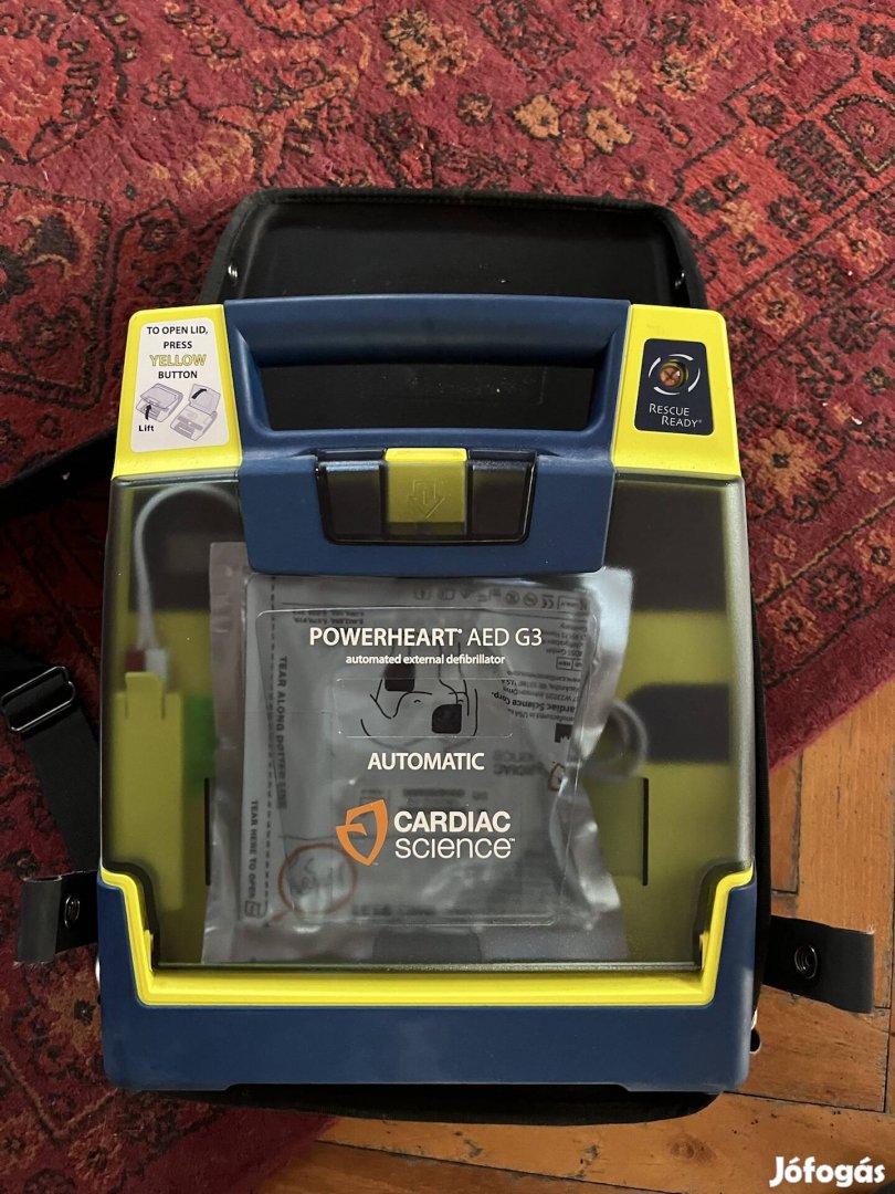 Defibrillátor újraélesztő készülék gép 