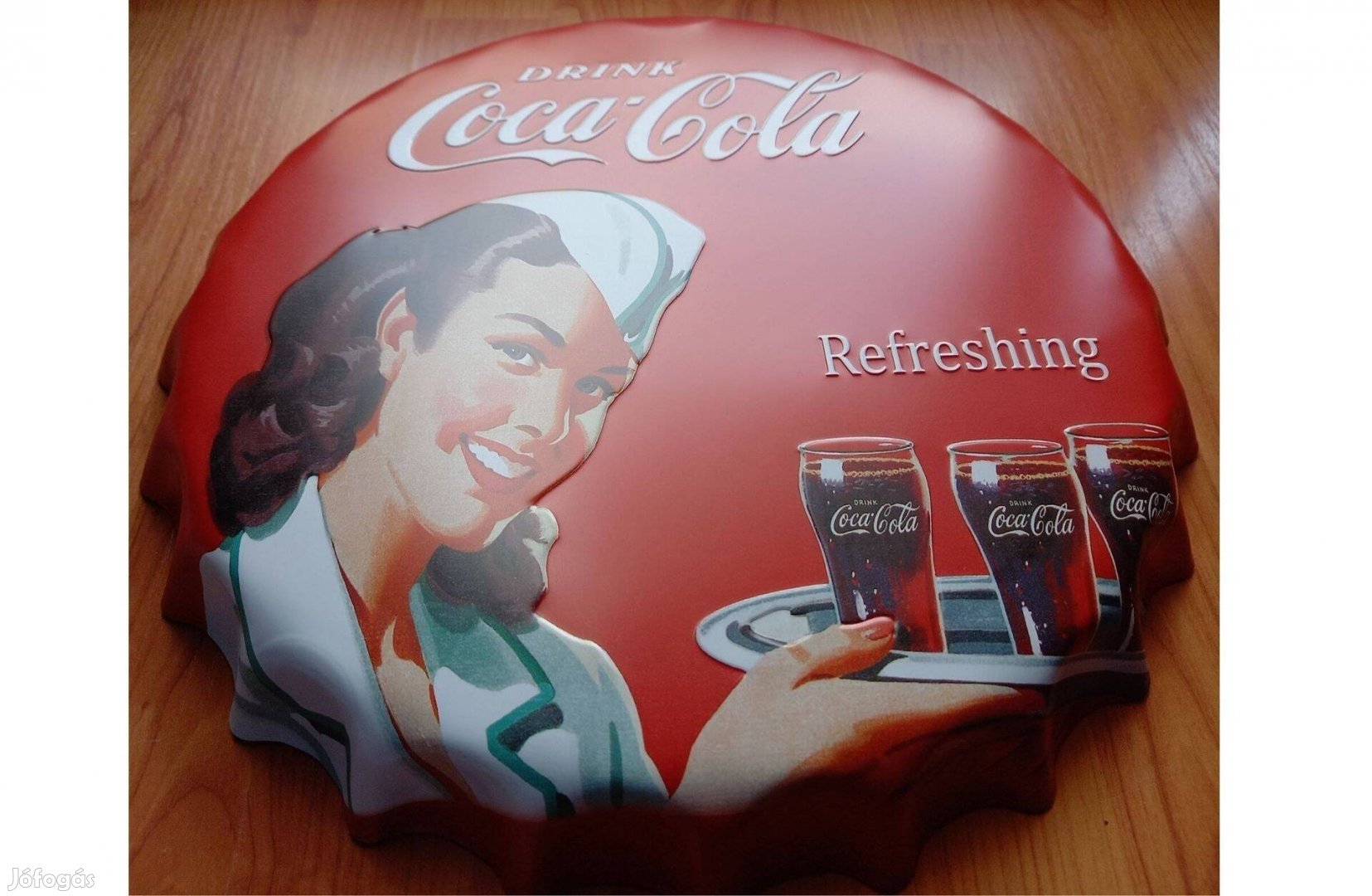 Dekorációs fém kupak (vintage Nagyméretű Dombornyott Coca-COLA Kupak)