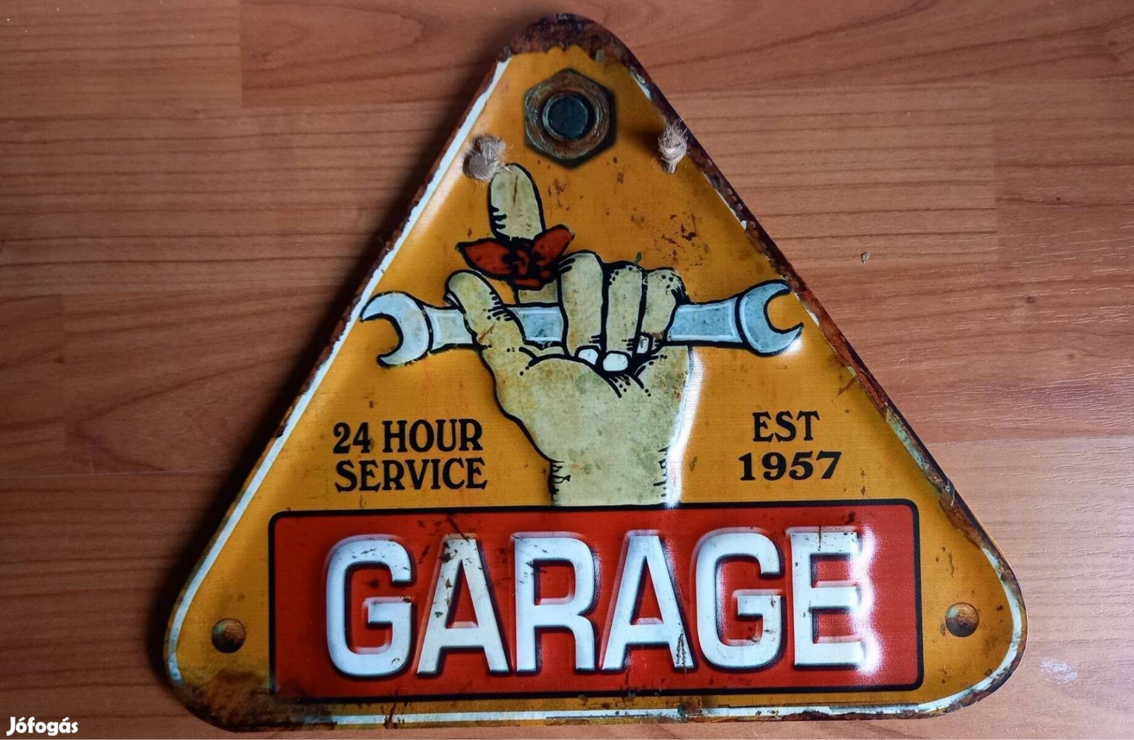 Dekorációs fém tábla (Garage Service) Erősen Dombornyomott