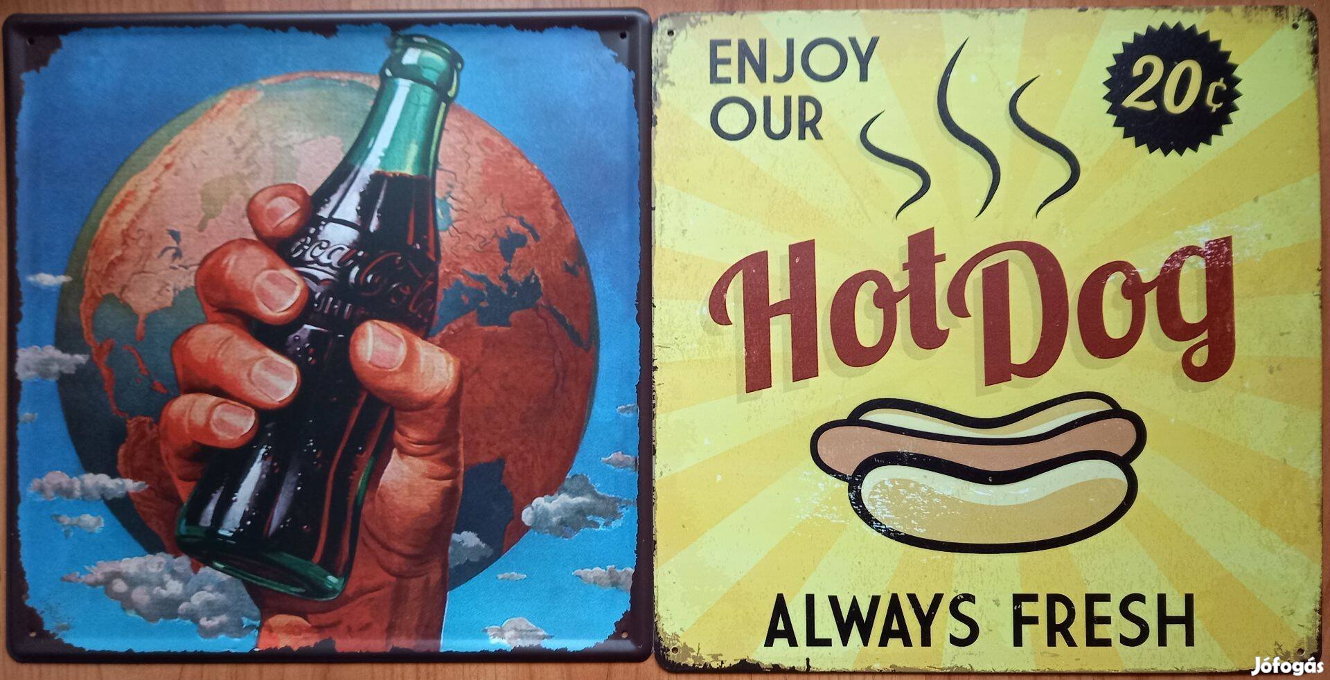 Dekorációs fém tábla (Retro Coca-COLA - Hot Dog) 30X30CM